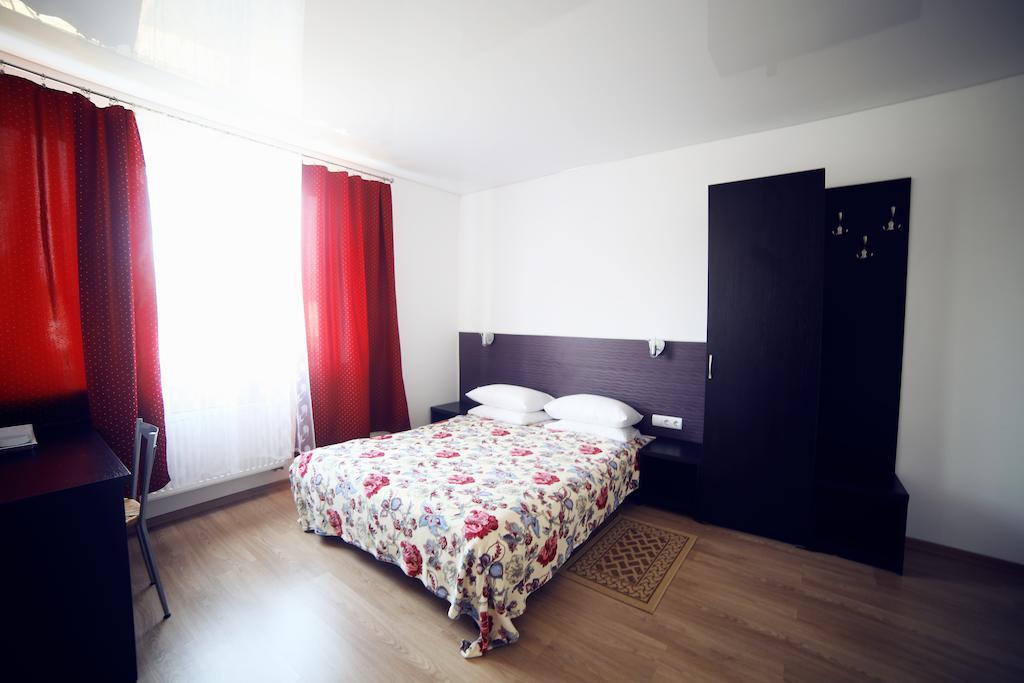 Villa Elena Yanoshi Phòng bức ảnh