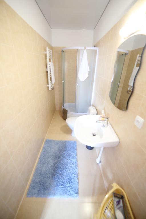 Villa Elena Yanoshi Ngoại thất bức ảnh